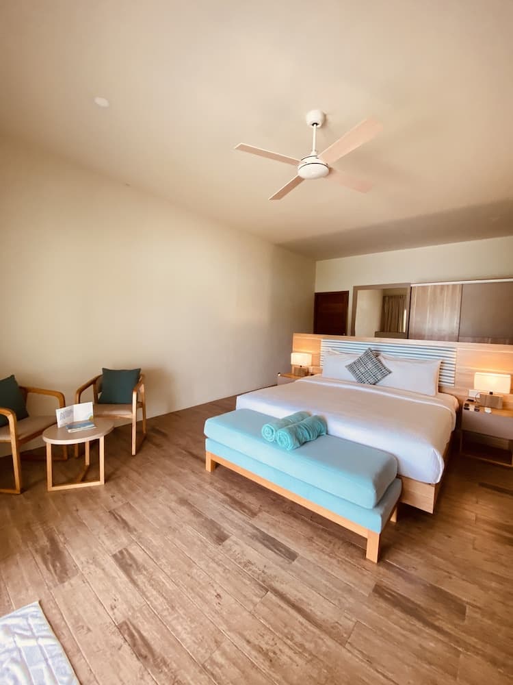 Rahaa Resort Maldives - View 6