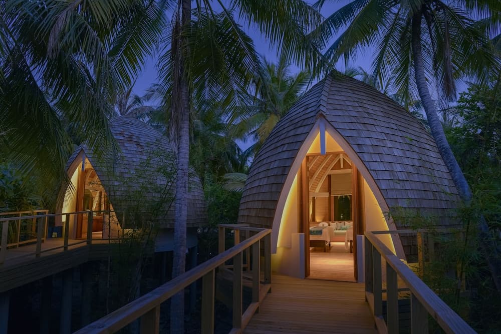 Emerald Faarufushi Resort & Spa - View 205