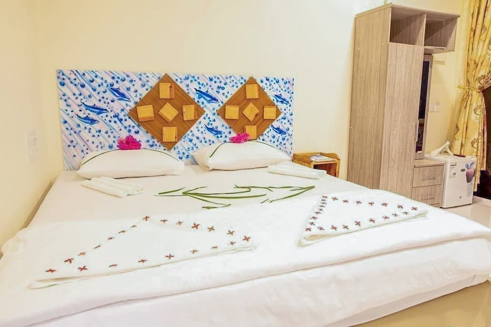 Moro Rasdhoo - View 2