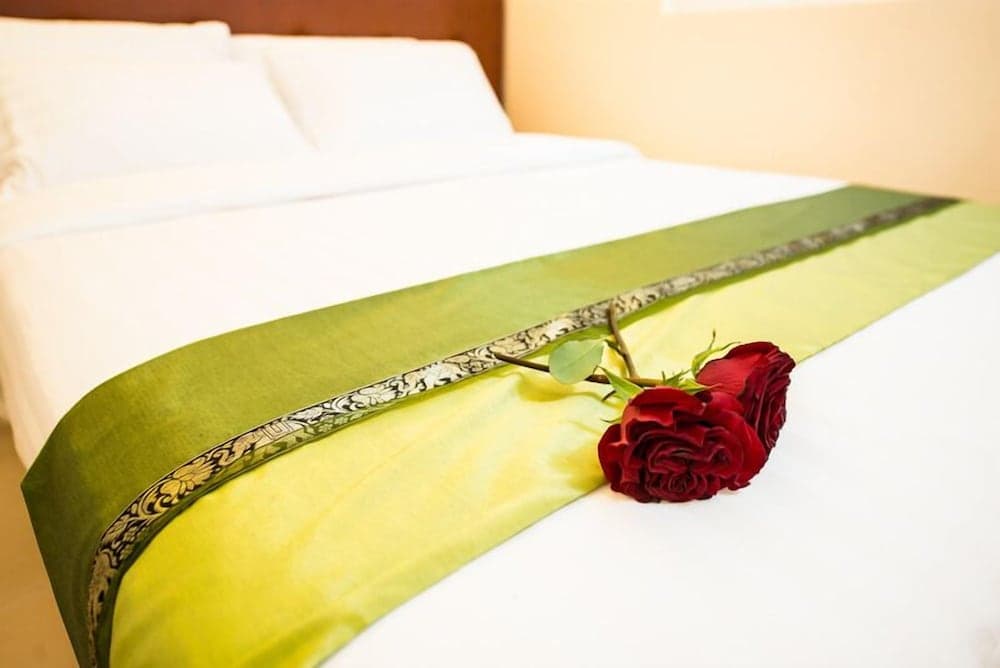 City Grand Hotel - View 9