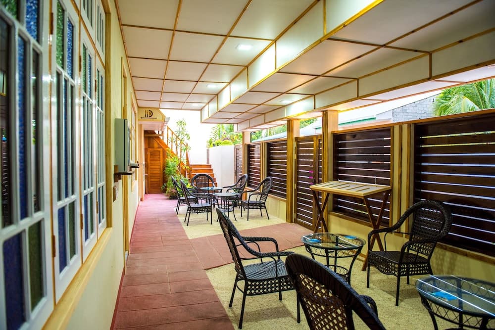 South Ari Inn - View 14