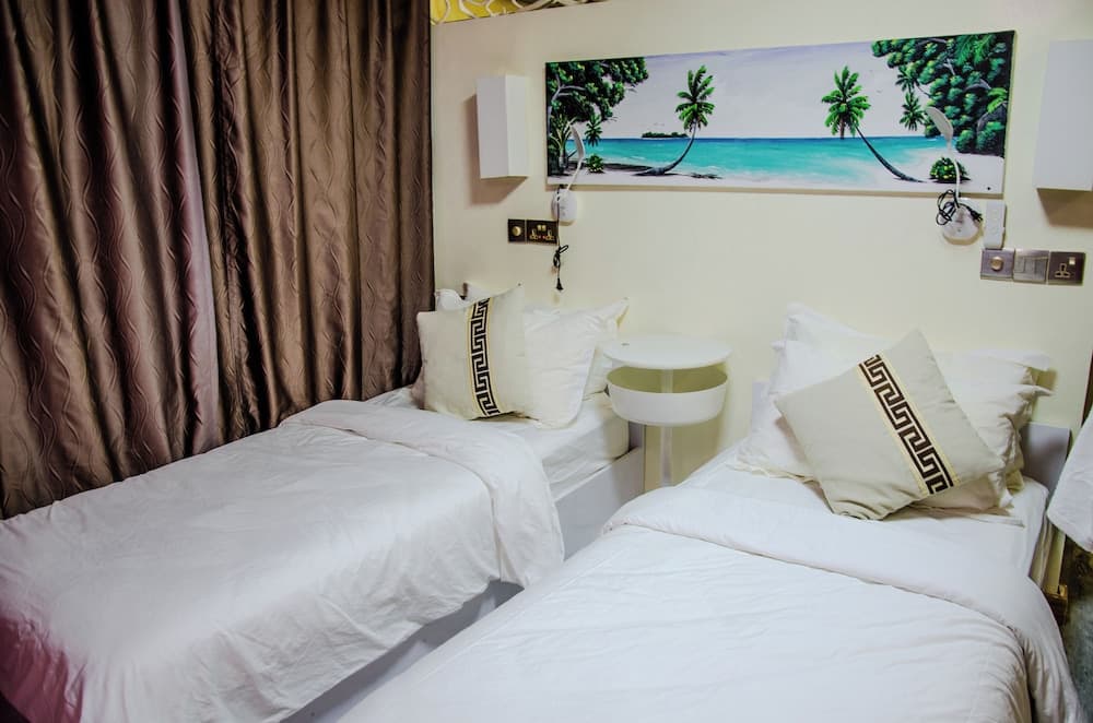 Luna lodge - View 11