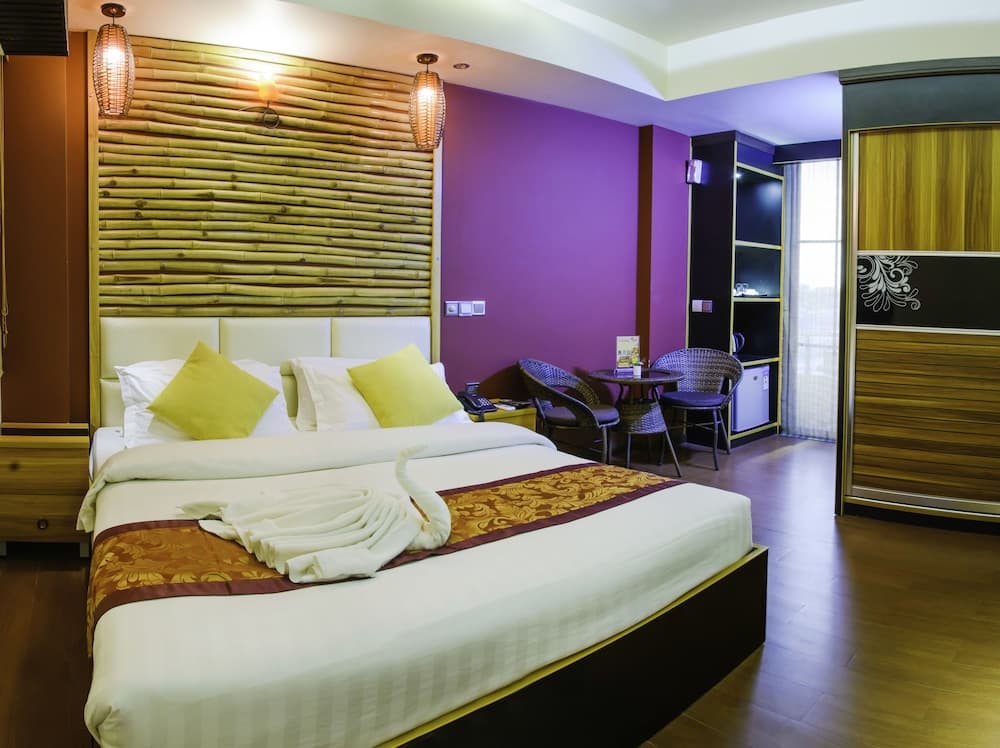 Clear Sky Inn - View 28