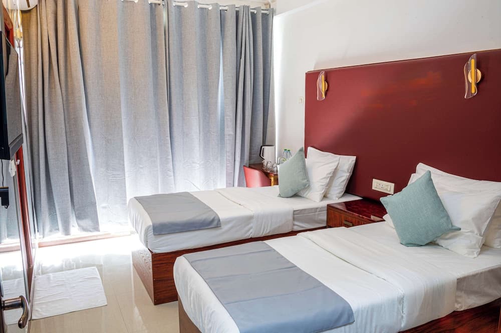 Terminal 27 - View 13