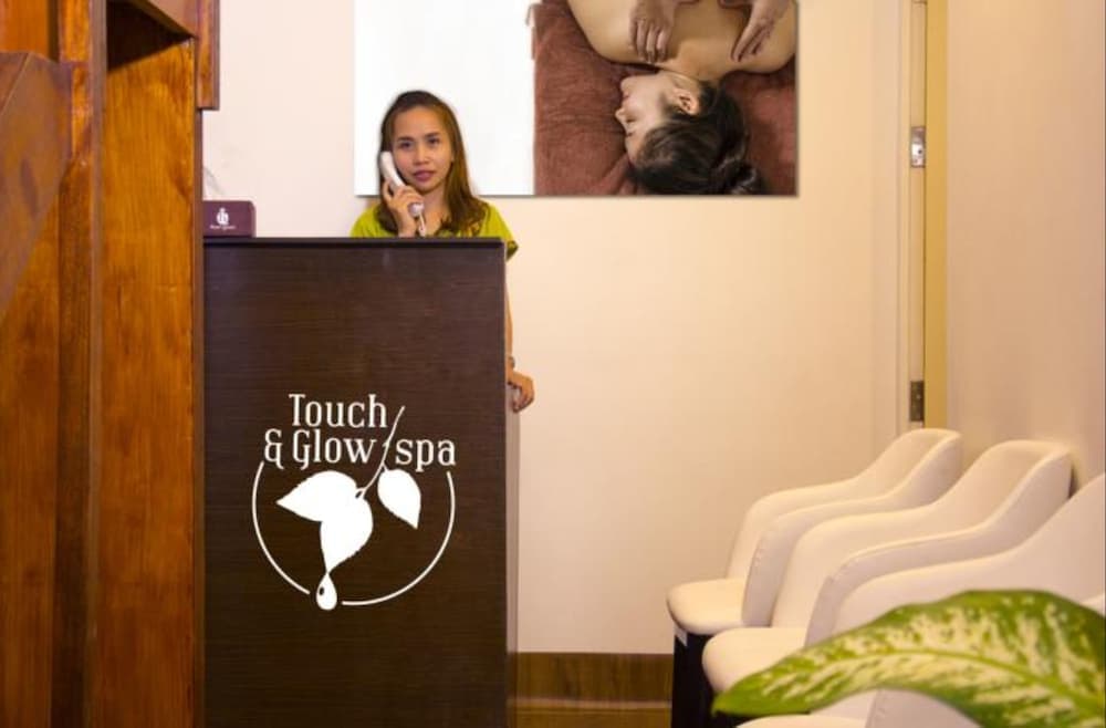 Royal Quest - View 12