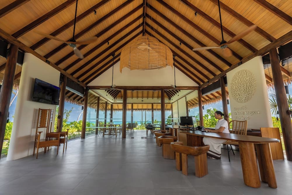 Hotel Whale Lagoon Maldives - View 18