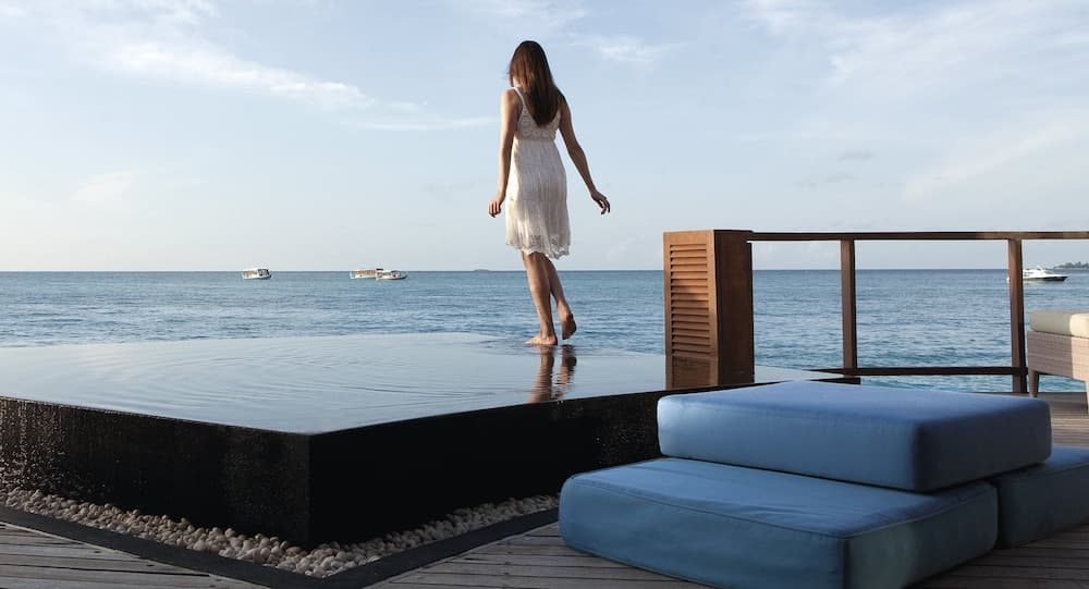 Constance Halaveli - View 3