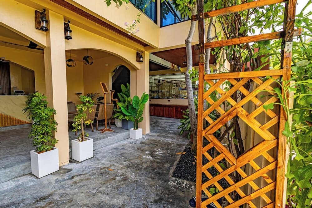 Bibee Maldives - View 96