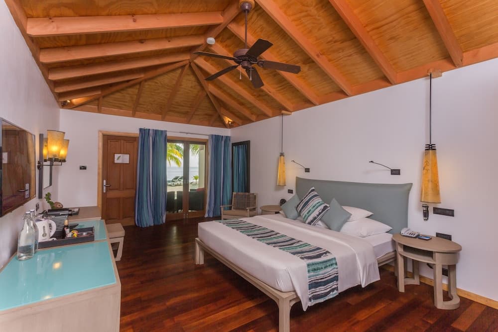 Vilamendhoo Island Resort & Spa - View 81