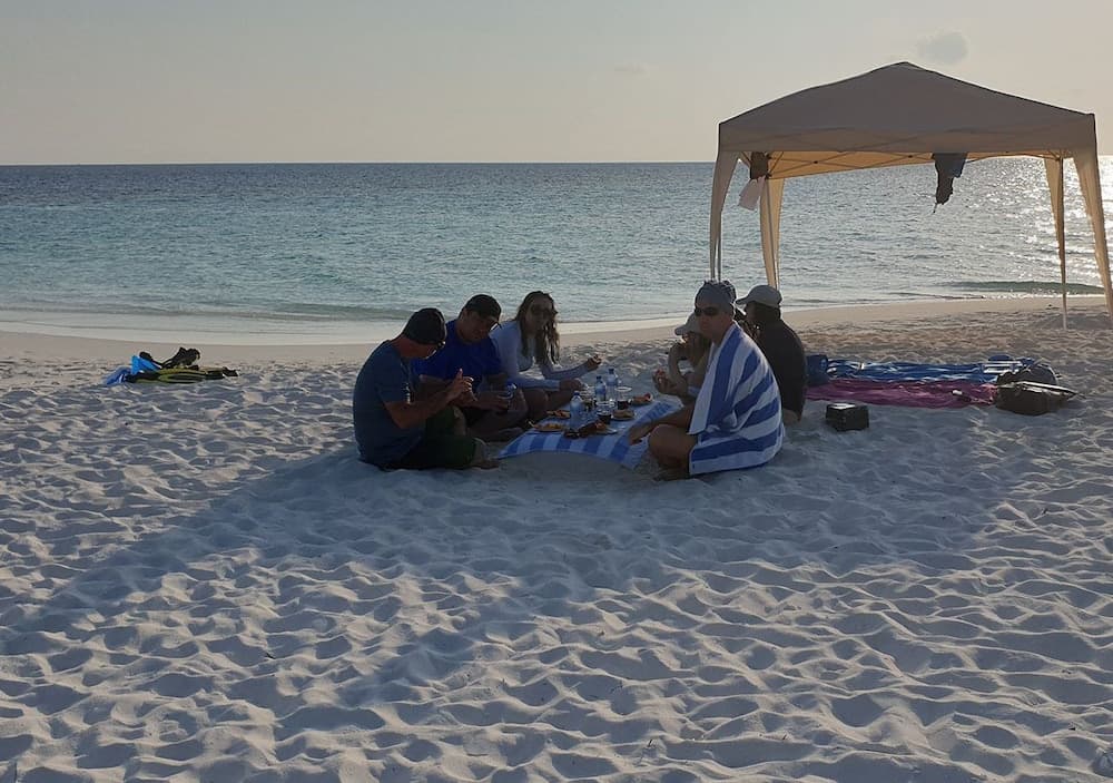 Omadhoo Inn - View 3