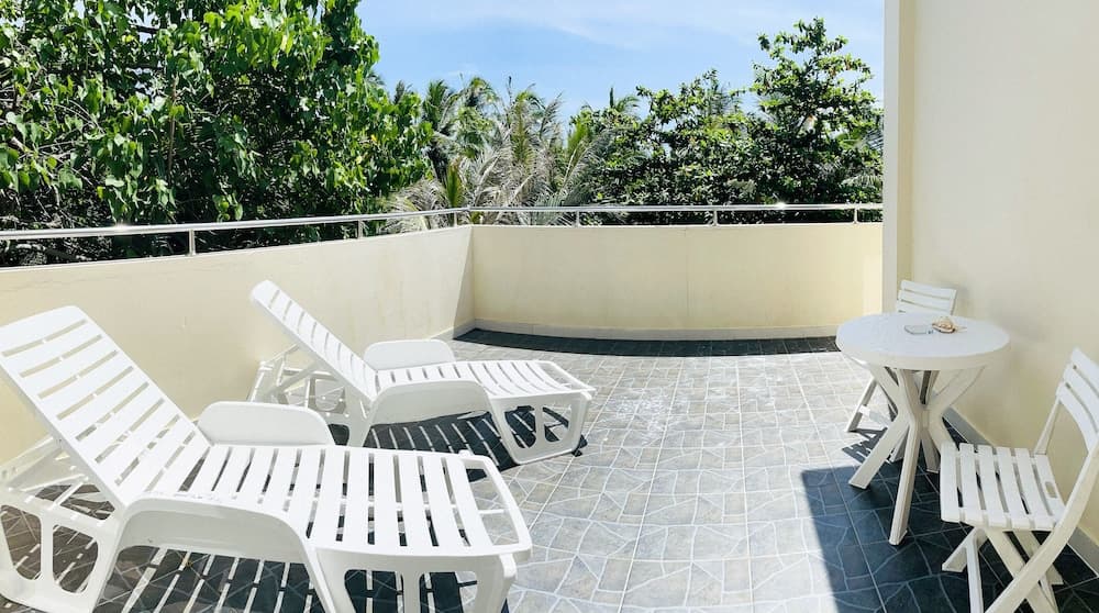 Three Hearts Guesthouse - View 3