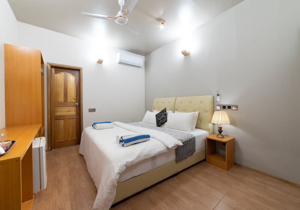 Ukulhas Beach Inn - View 59