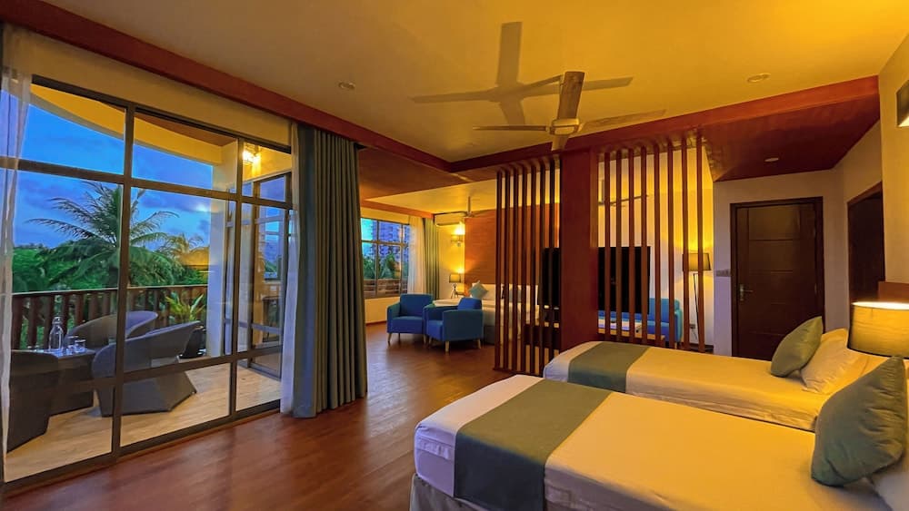 Araamu Hotels Maldives - View 55