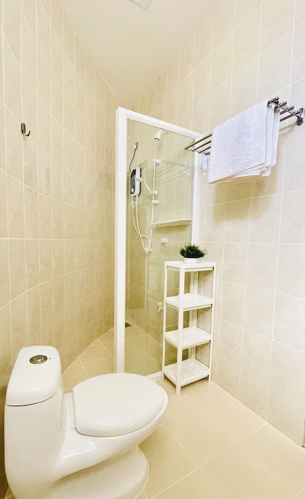 Three Hearts Guesthouse - View 31