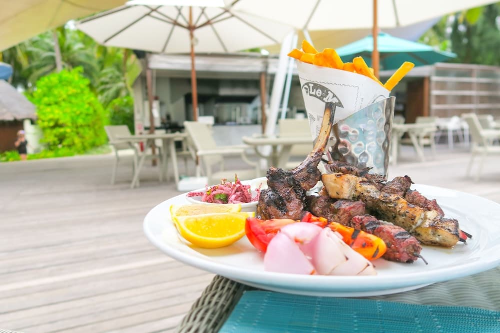 Holiday Inn Resort Kandooma Maldives by IHG - View 94