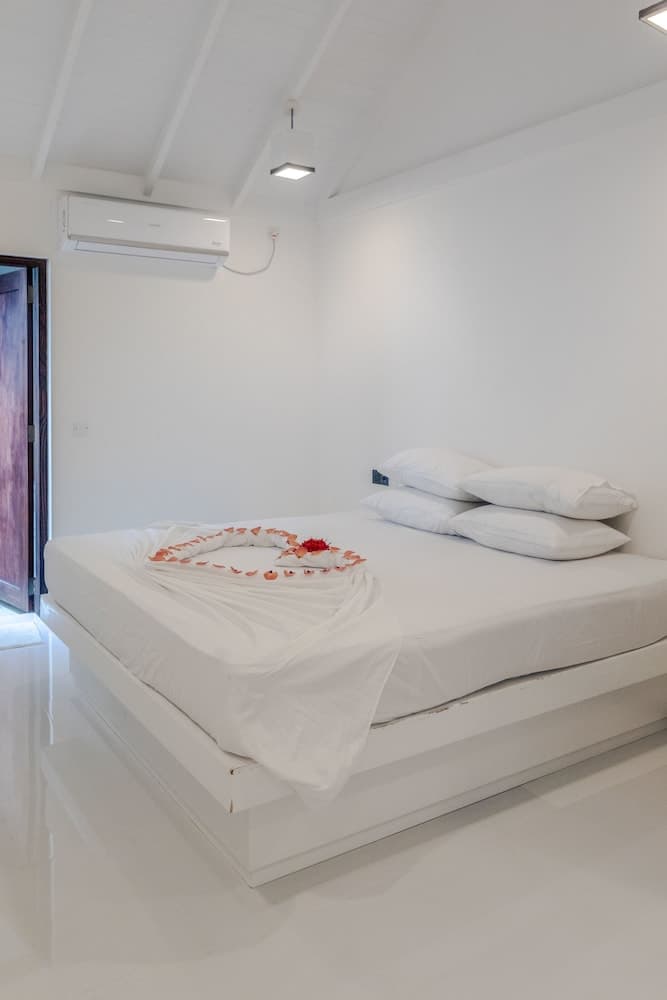 Rasdhoo Apartment Lodge - View 2