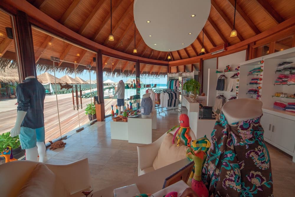 Constance Halaveli - View 134