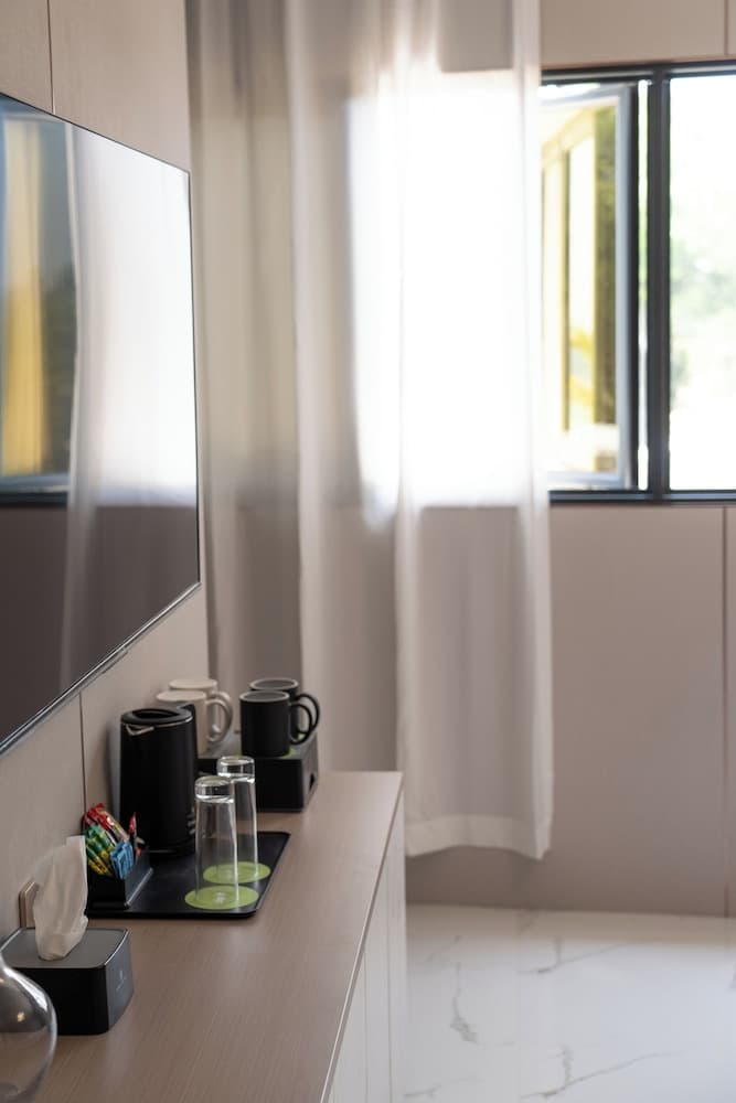 Wings by Hawks Hotels Kamadhoo Baa Atoll - View 11