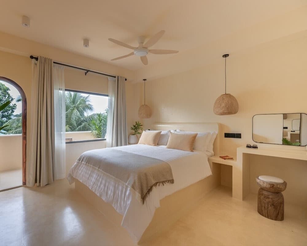 Isla Retreat - View 8