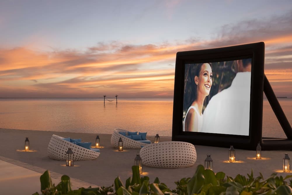 Anantara Dhigu Maldives Resort - View 14