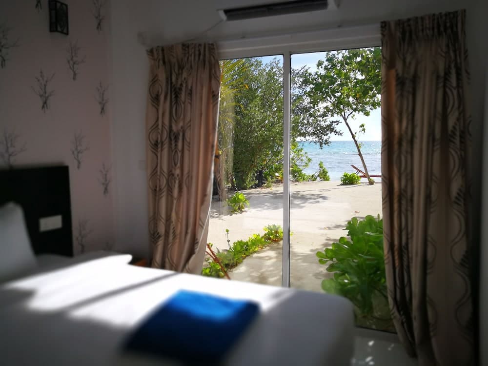 Crown Beach Hotel Maldives - View 28