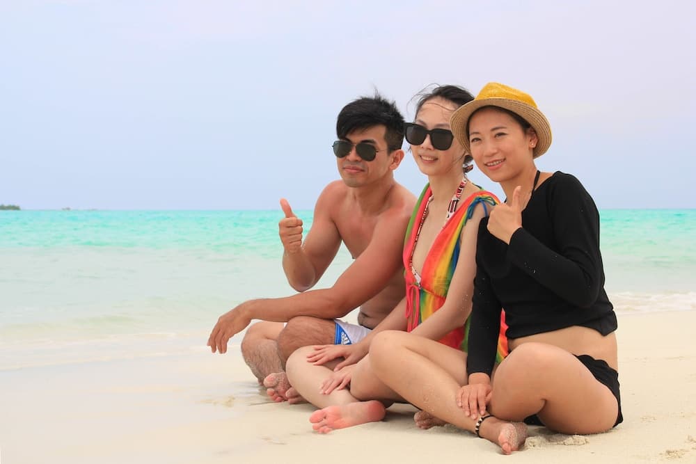 Ithaa Beach Maldives - View 9