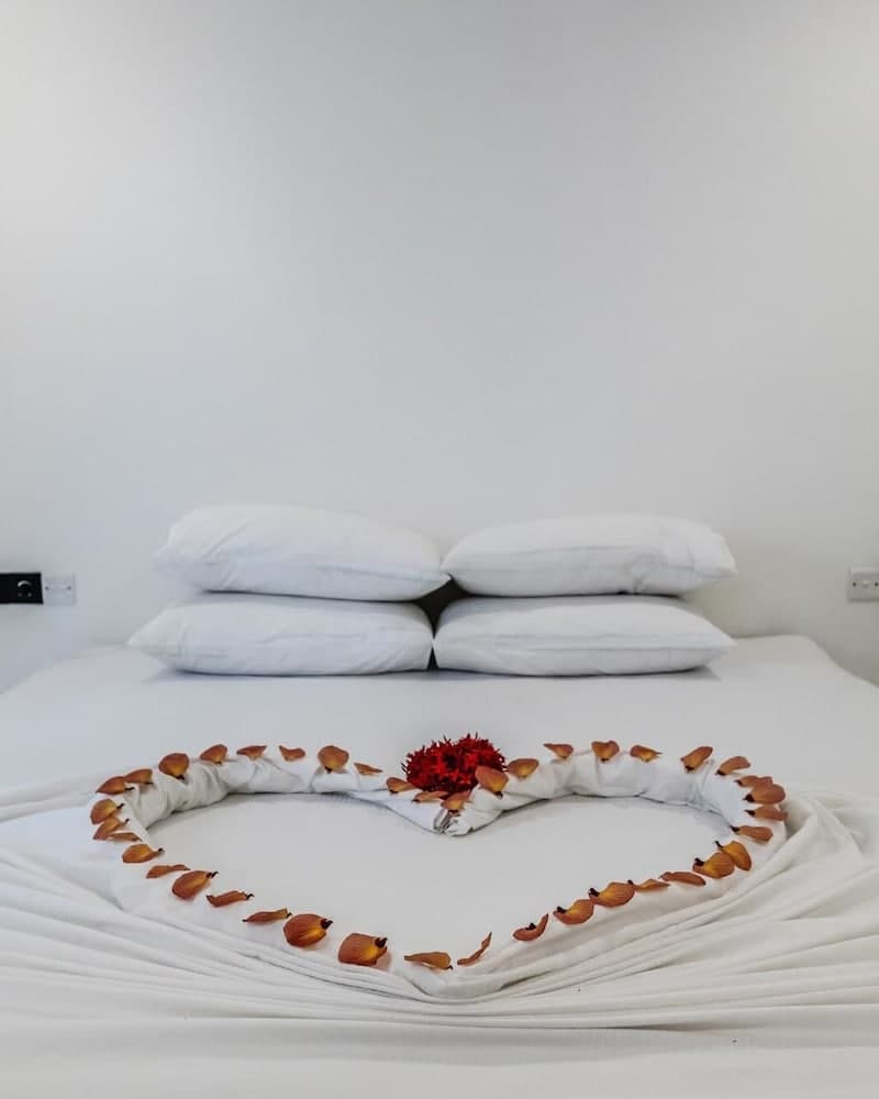 Brickwood Holiday Home - View 13