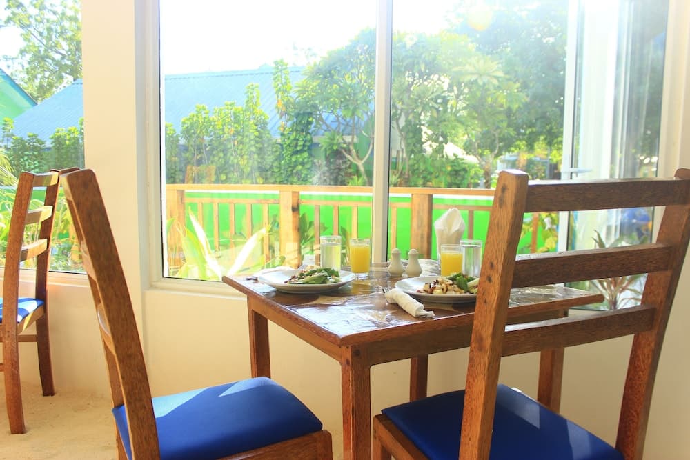 Islandbreak - View 20