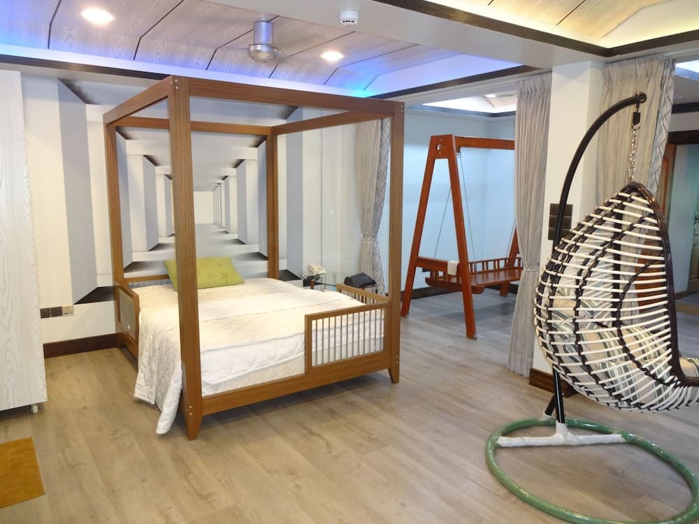 Six In One - View 37