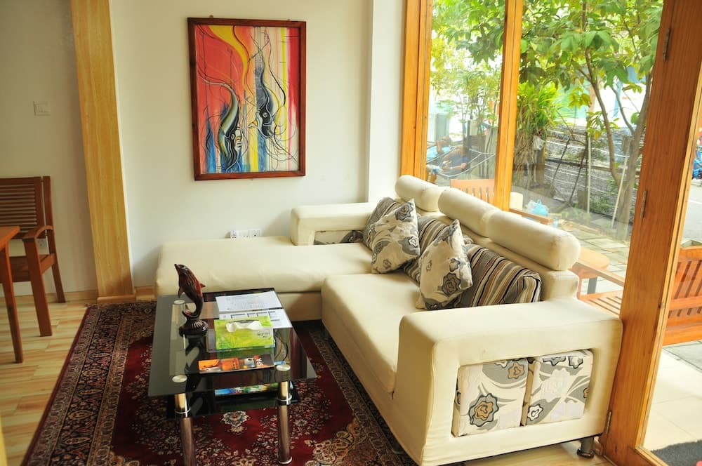 Koamas Lodge - View 5