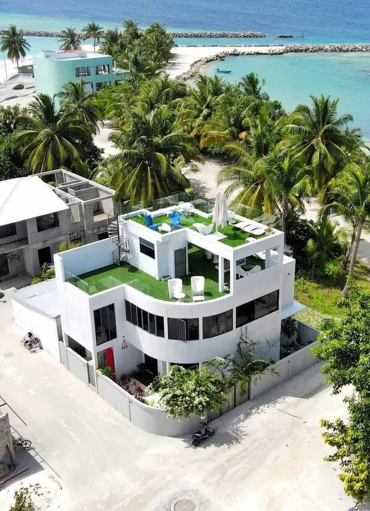 EQ Surf Retreat - View 1