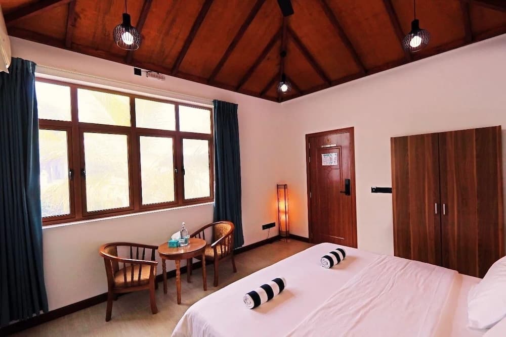 Blue Coral Vashafaru - View 5