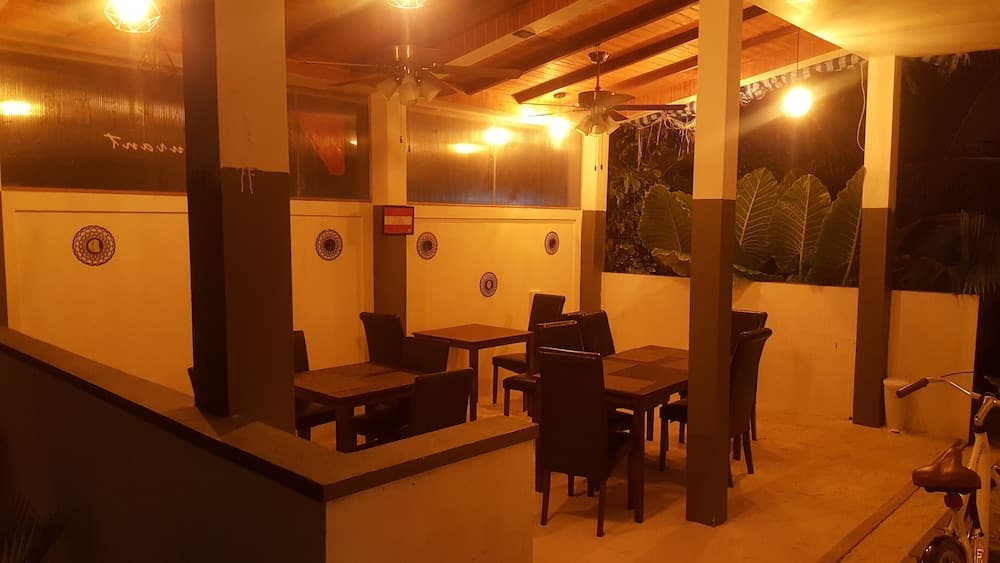 White Diamond - View 2