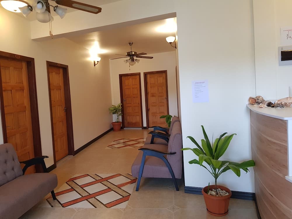 Hibiscus Holidays - View 2