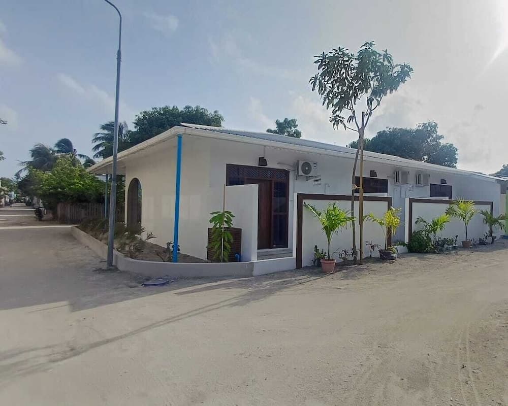 Luk inn at huraa - View 9