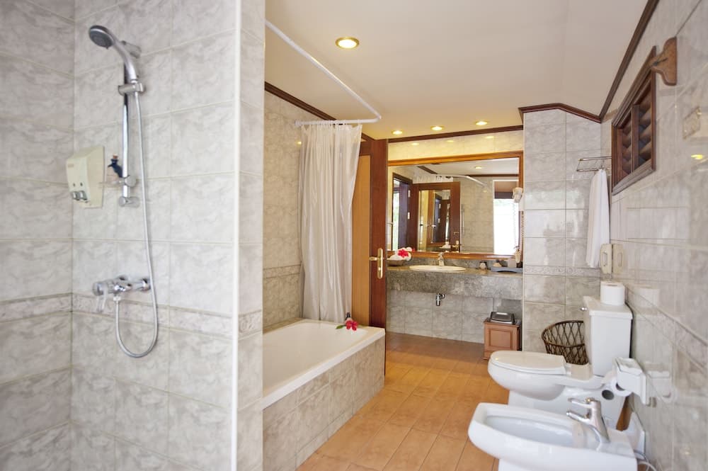 Royal Island Resort & Spa - View 37