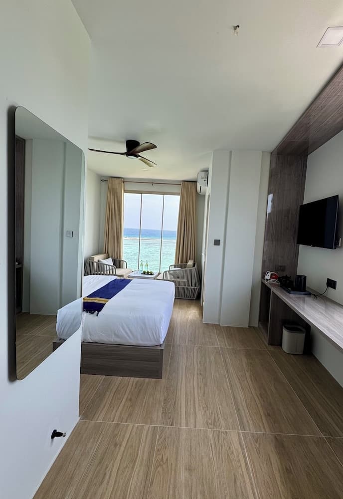 Avyanna Gulhi Beach - View 7