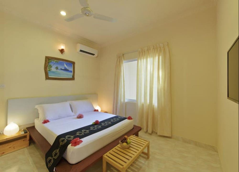 Thoddoo Retreat - View 36