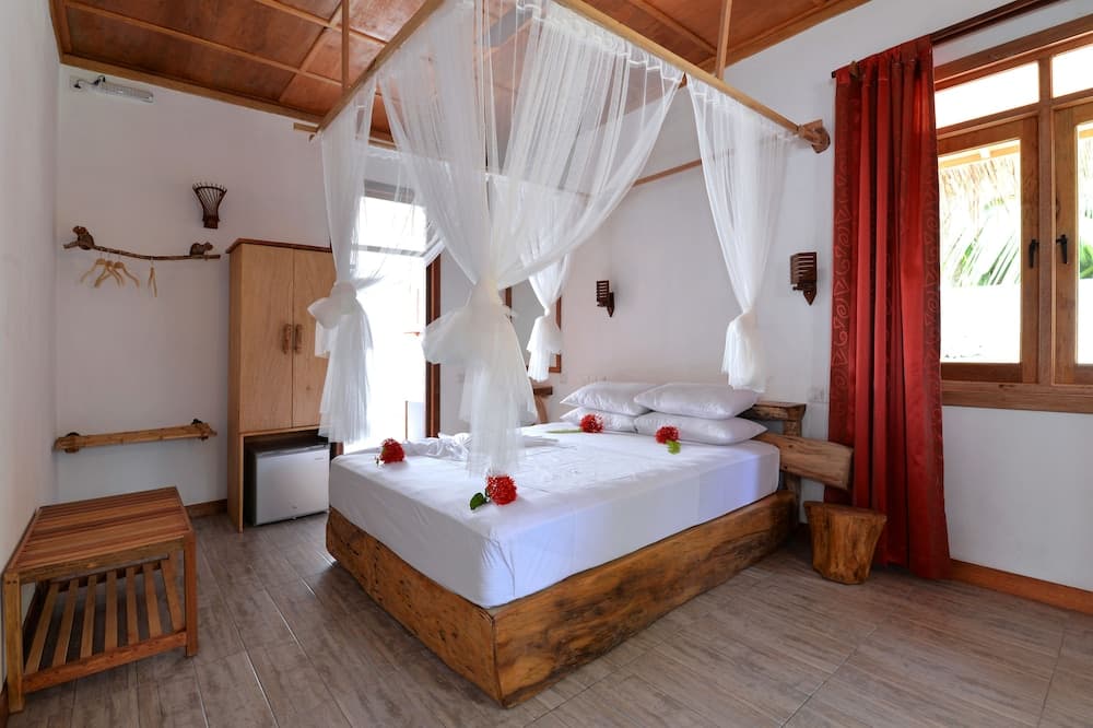 Eden BAANI Lodge - View 1