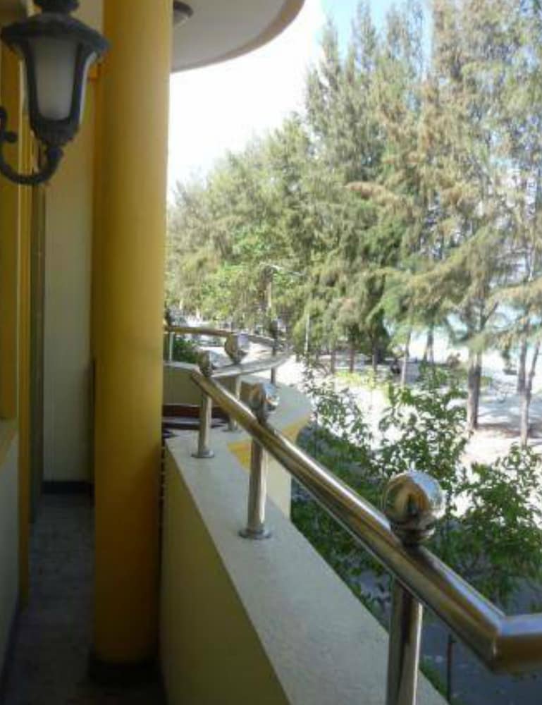 Loona Hotel - View 20