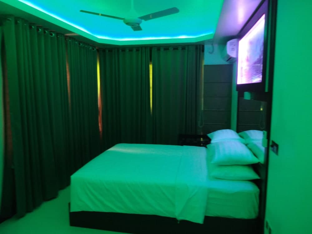 Six In One - View 39