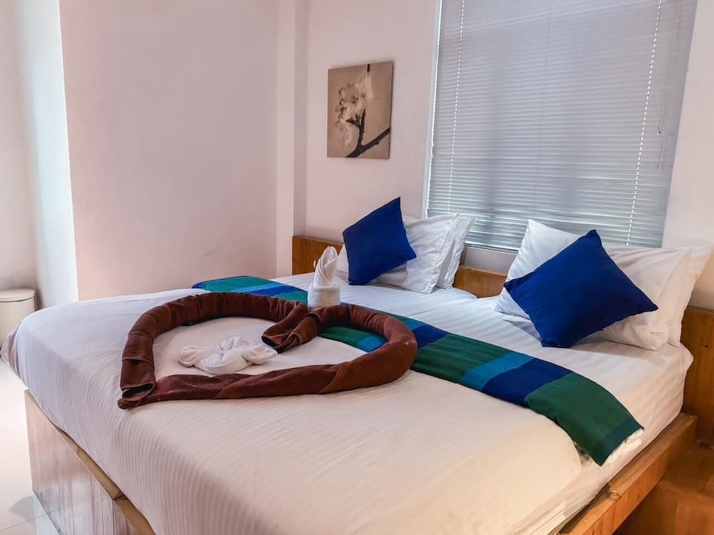 Pine Lodge Maldives - View 27