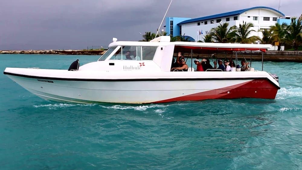 Hulhule Island Hotel - View 34