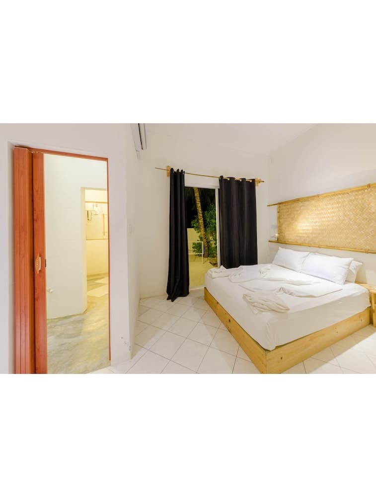 Captains Residence by Vista - View 17