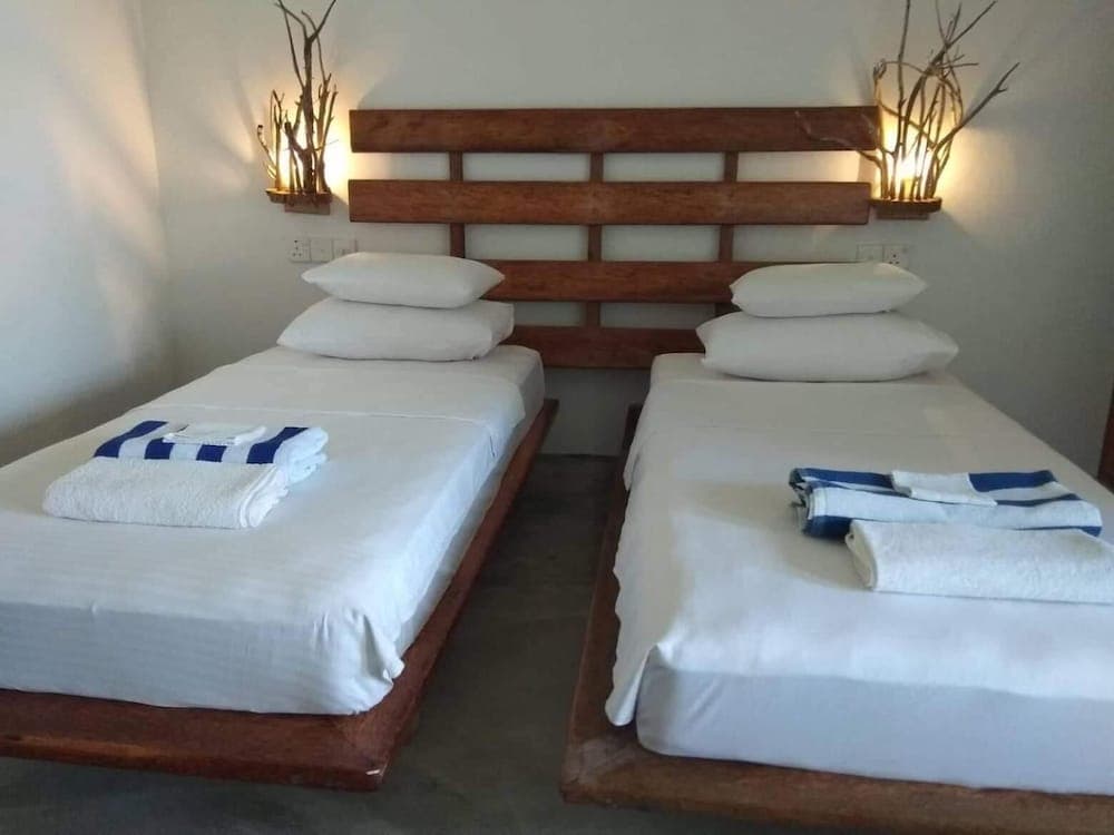 Islandbreak - View 13