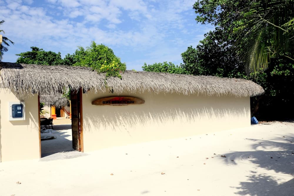 Ras Beach Inn - View 5