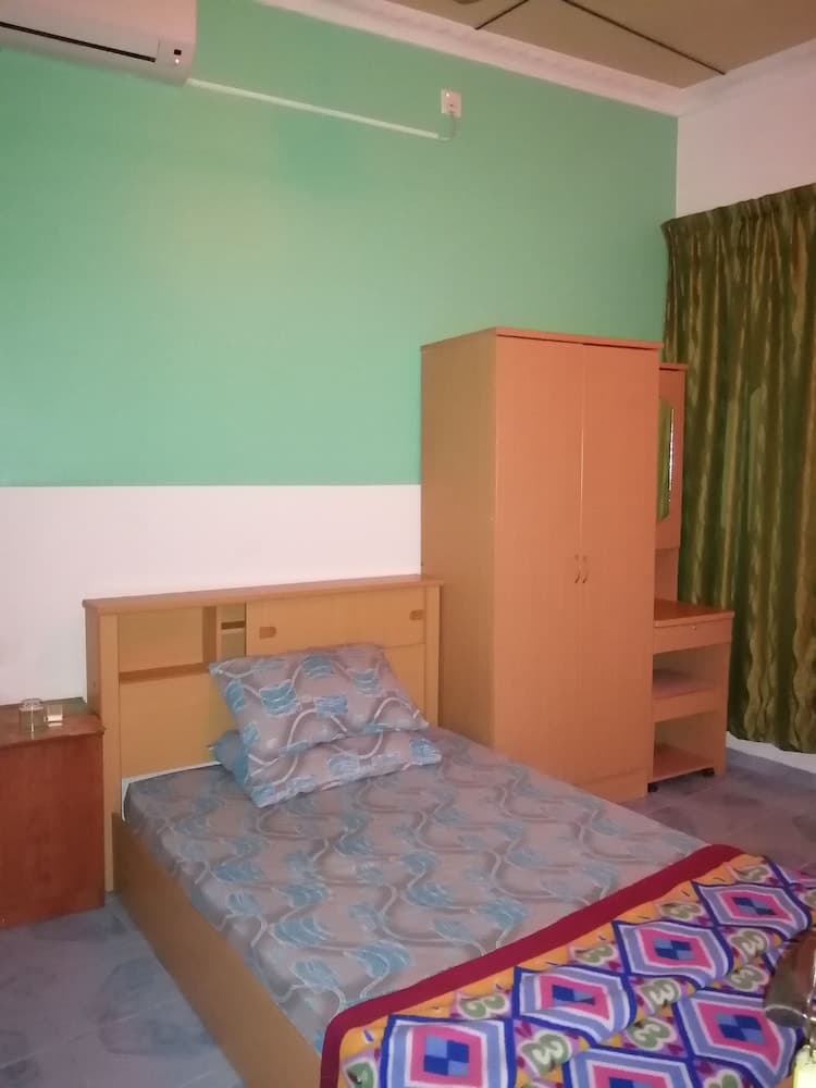 Muli Inn Surf View Maldives - View 25