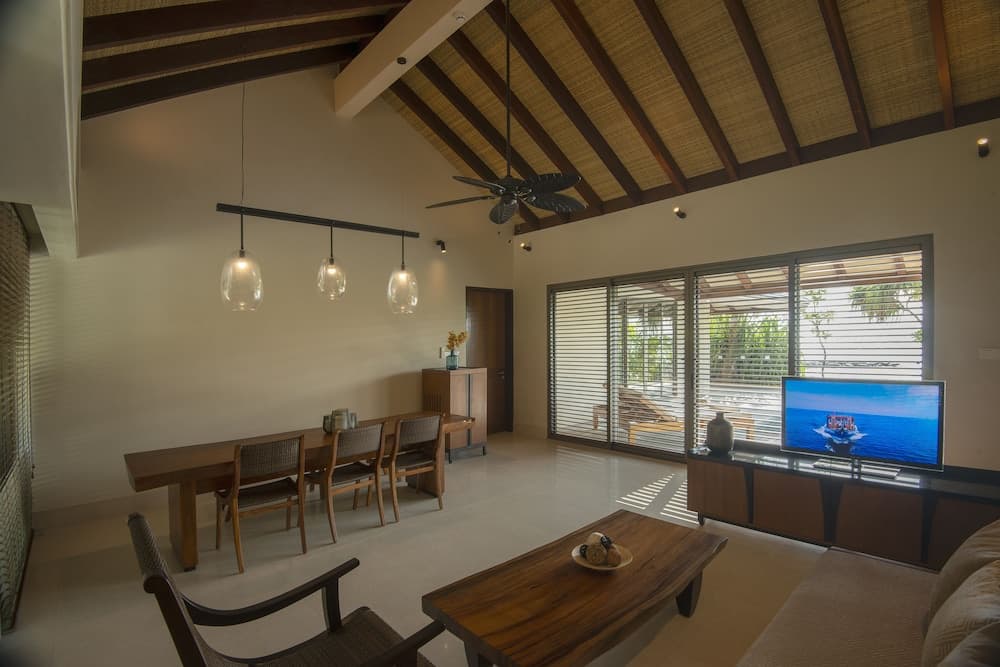 The Residence Maldives at Dhigurah - View 21
