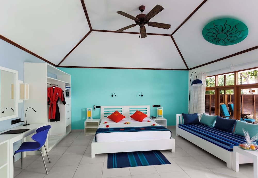 Meeru Maldives Resort Island - View 25