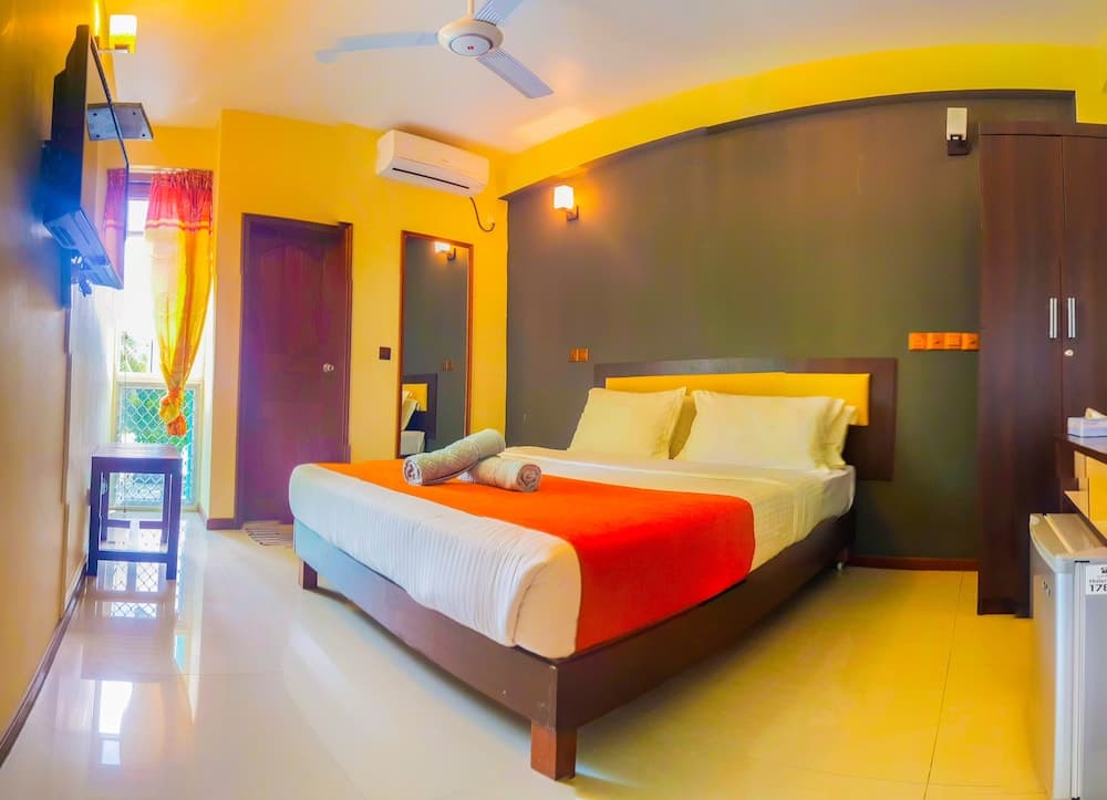 Seasunbeach Hotel - View 1